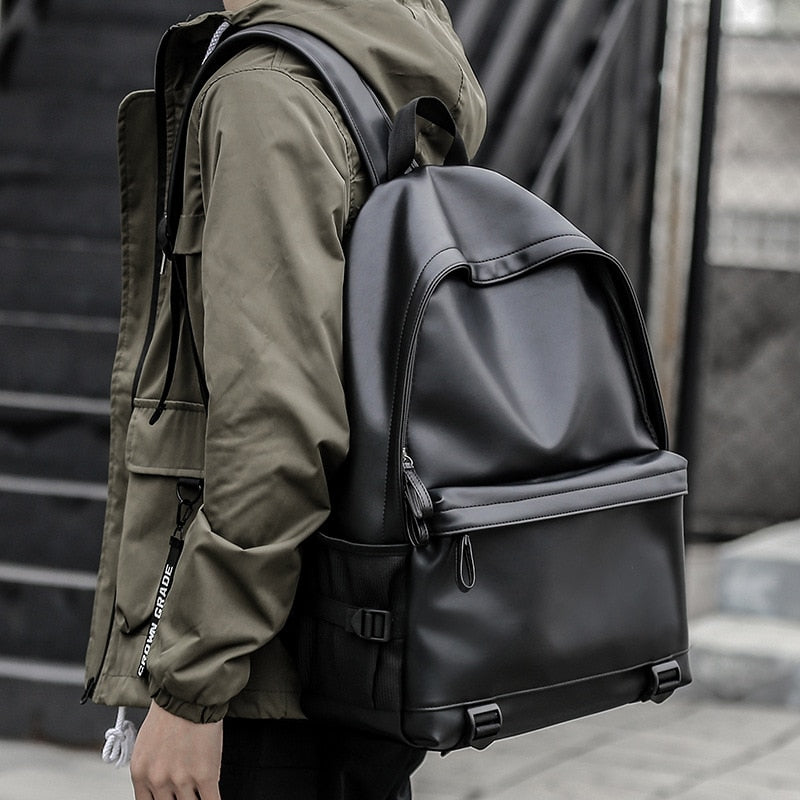 Nova moda masculina mochila de couro preta de escola para adolescentes