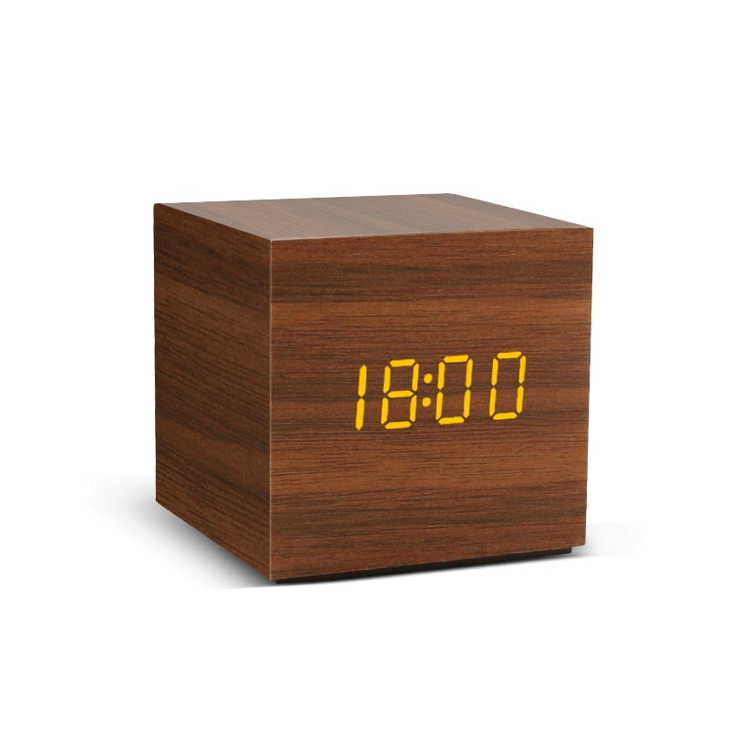 Despertador Led de Madeira