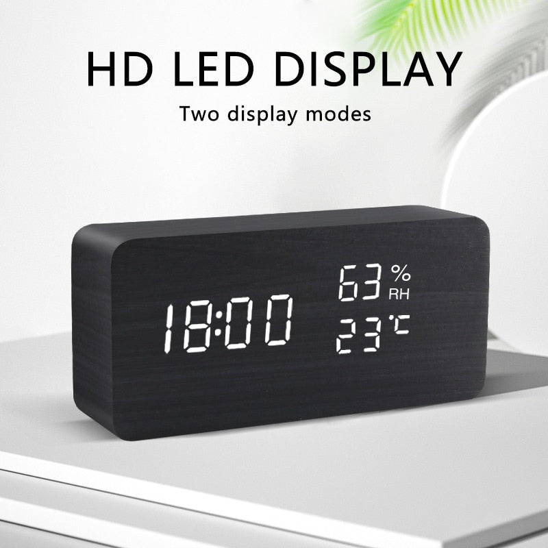 Despertador Led de Madeira